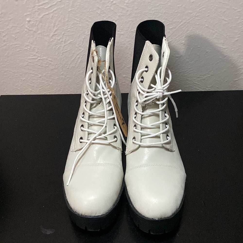 Jadon Boot - Picture 2 of 5
